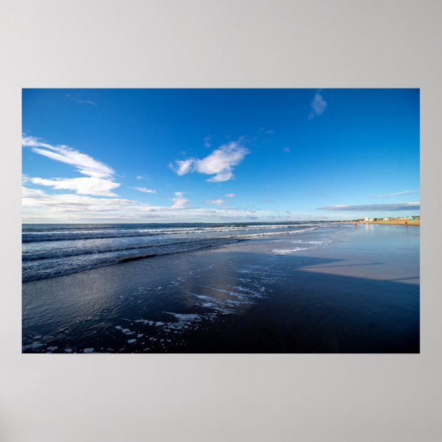 Blauer Himmel und offene Wellen Poster (Vorne)