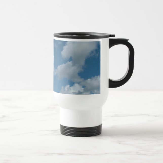 Blauer Himmel und weiße Wolken Reisebecher (Rechts)