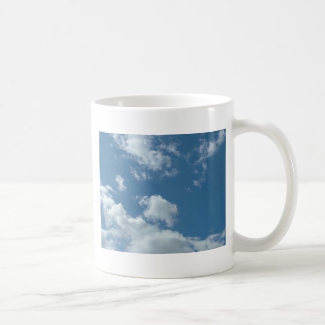 Blauer Himmel und weiße Wolken Tasse (Rechts)