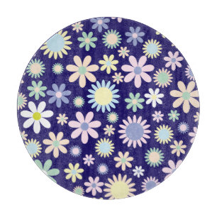 Blauer Hintergrund mit Blumenmuster Schneidebrett