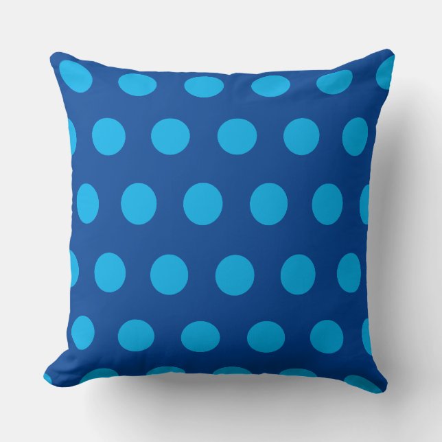 Blauer Kissenbezug mit Punkten und Monogramm Kissen (Vorderseite)
