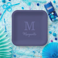 Blauer Name und Anfangsmonogramm der verblassten M