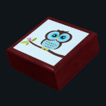 Blauer Owl Illustration Erinnerungskiste<br><div class="desc">Die benutzerdefinierte Sake-Box enthält eine schöne Vektorgrafik einer Eule,  die auf einem Baumzweig sitzt.</div>
