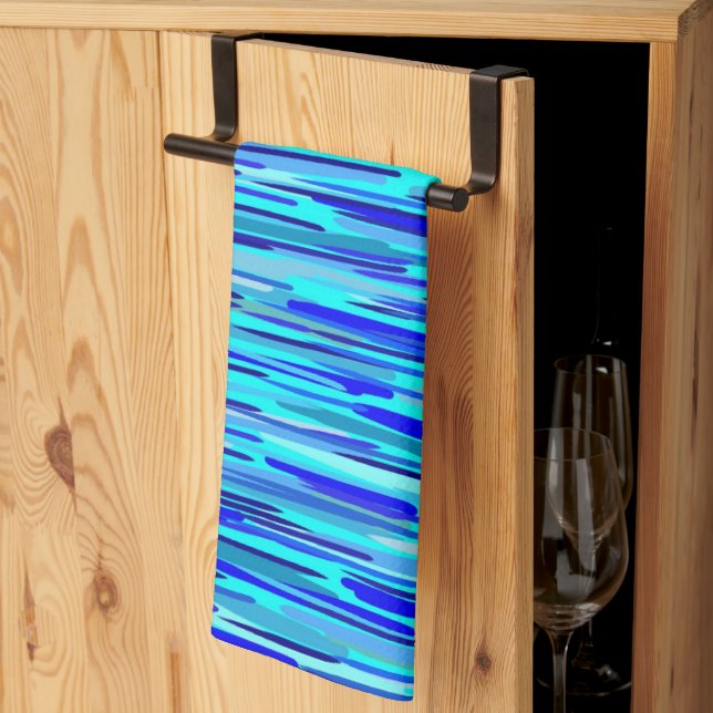 Blauer Regenfall Abstrakt Geschirrtuch (Drittel gefaltet)