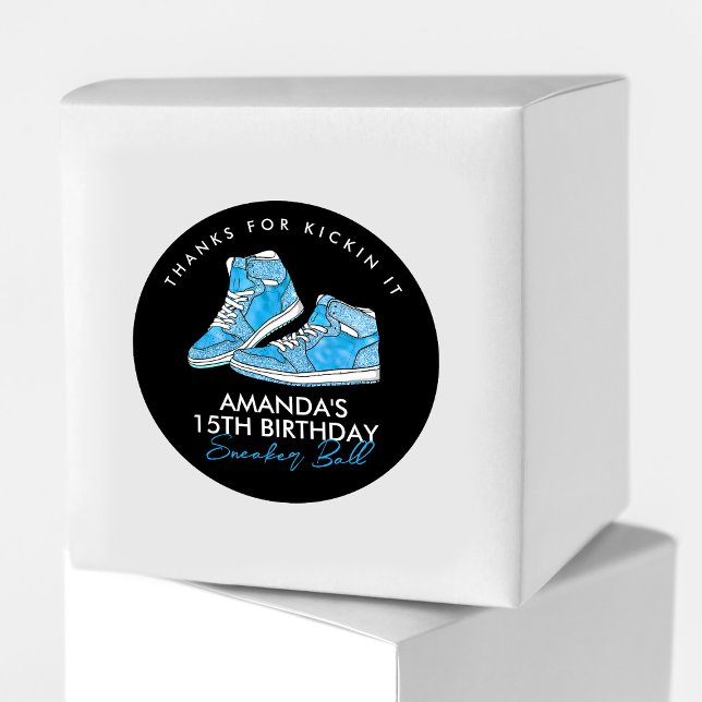 Blauer Sneaker Ball Aufkleber (Von Creator hochgeladen)