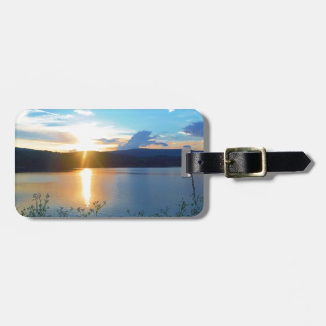 Blauer Sonnenuntergang am See Gepäckanhänger (Vorderseite horizontal)
