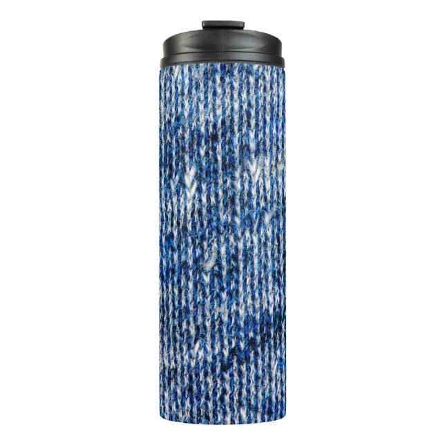Blauer Strickwollegewebe schließen Foto Hintergrun Thermosbecher (Vorderseite)