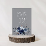 Blauer Tischnummer der Marine - Grau 2<br><div class="desc">Dress up your wedding or Party tables with your Blue & Navy Floral Gray Tischnummer Card. Handgemalt,  Aquarell,  dustige blaue Blumen und marineblaue Blumen. Ideal für rustikale Hochzeiten,  Hochzeiten im Herbst,  Winterhochzeiten,  Hochzeiten am Strand und Hochzeiten mit einem blauen Thema.</div>