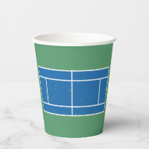 Blauer und grüner Tennisplatz stört Stil