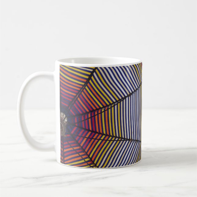 Blauer und mehrfarbiger Schirm Kaffeetasse (Links)
