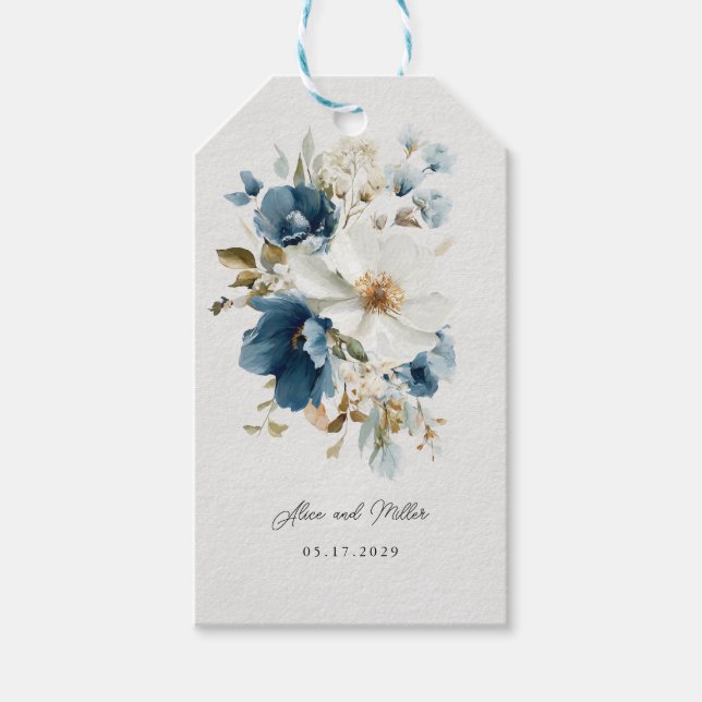 Blauer und weißer Painterly Floral Wedding Geschenkanhänger (Vorderseite)