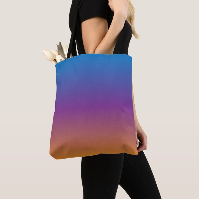 Blauer, violetter und orangefarbener Farbverlauf (Von Nahem)