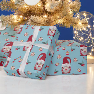 Blauer Weihnachts-Gnom mit Kuchen Geschenkpapier