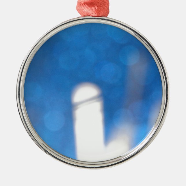 Blauer weißer Lichteffekt Silbernes Ornament (Vorne)