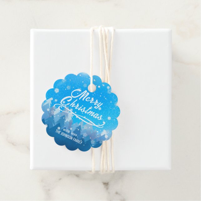 Blauer Weißschnee Friedlicher Wald Frohe Weihnacht Geschenkanhänger (Beispiel)