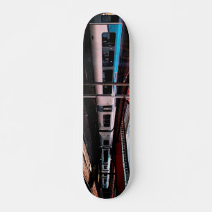 Blauer Zug Skateboard