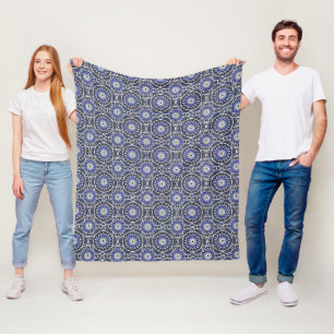 Blaues, altes islamisches Mandala-Muster Fleecedecke