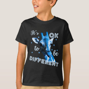 Blaues Autismusbemerkung Süße Giraffe Es Ist Ok Di T-Shirt