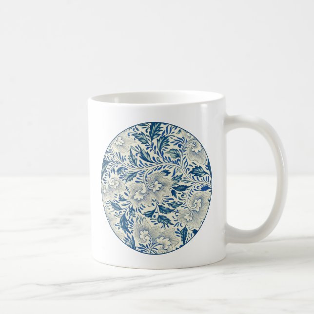 Blaues Blumenmuster Antikes asiatisches Design Kaffeetasse (Rechts)