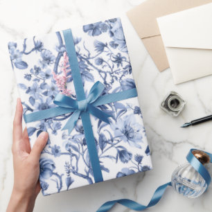Blaues Blumenmuster im Vintage-Toile-Stil Geschenkpapier