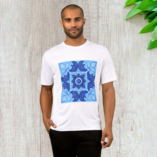Blaues Blumenmuster Vintages Mittelmeer T-Shirt (Von Creator hochgeladen)