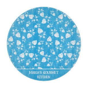 Blaues Blütenherz mit Blume Schneidebrett