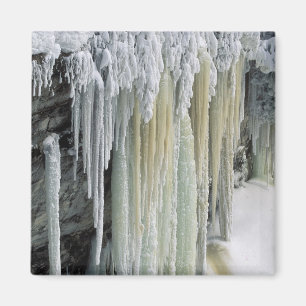 Blaues Eis und abfließendes Grundwasser; Tahquamen Magnet