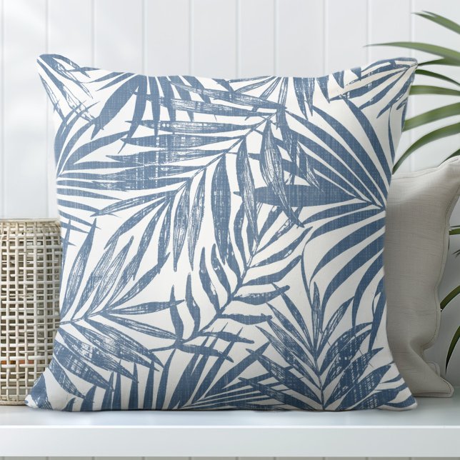 Blaues Haus Palm Leaf Throw Kissen (Von Creator hochgeladen)