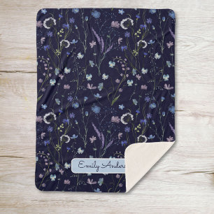 Blaues Lila Hübsches Wildblume Blumenmuster Sherpadecke