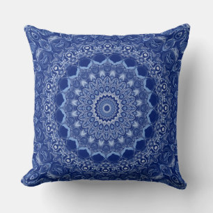 Blaues Mandala-Muster mit Sternenexplosions-Symmet Kissen