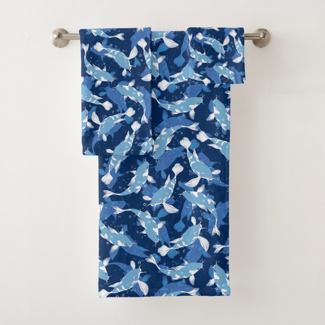 Blaues Muster - Koi Fish Badhandtuch Set (Insitu)