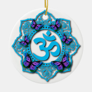 Blaues Ohr-Mandala-Design mit lila Schmetterlingen Keramik Ornament