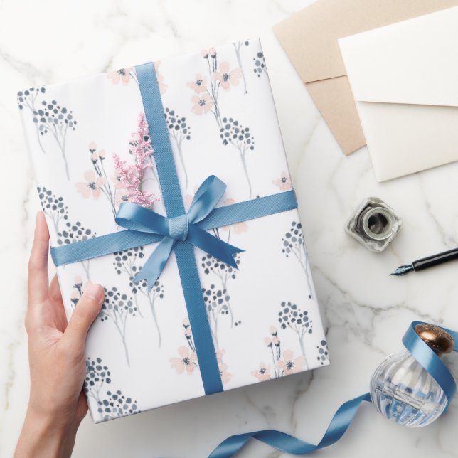 Blaues Papier für das Blindfarbenwrapping Geschenkpapier (Schenken)