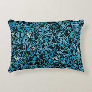 Blaues schwarzes Dreieck Nahtloses Muster Dekokissen