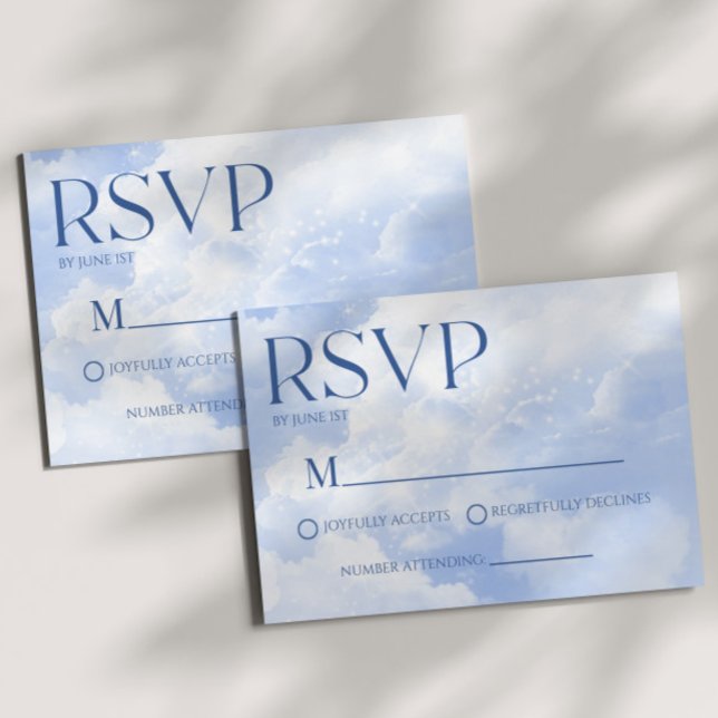 Blaues Sparkle Wolken Dreamy Elegante Hochzeit RSVP Karte (Von Creator hochgeladen)