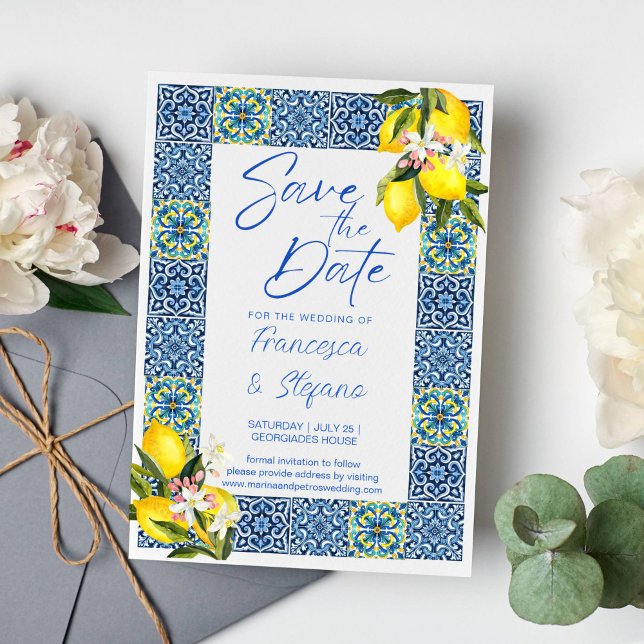 Blaues Tiles-Zitronen-Foto Save the Date Einladung (Blue Majolica tiles and lemons save the date photo invitation Mediterranean Amalfi themed wedding)