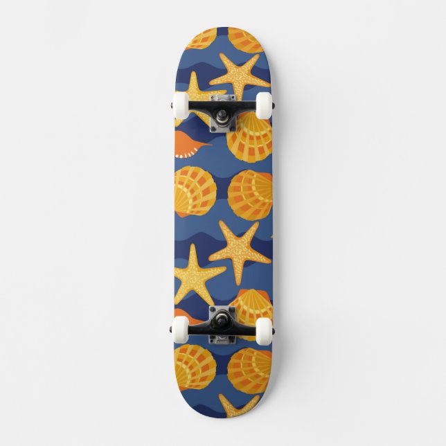 Blaues und orange Seashell-Muster Skateboard (Vorderseite)