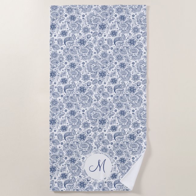 Blaues Vintages Blumenmuster Monogram Beach Handtu Strandtuch (Vorderseite)