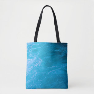 Blaues Wasser