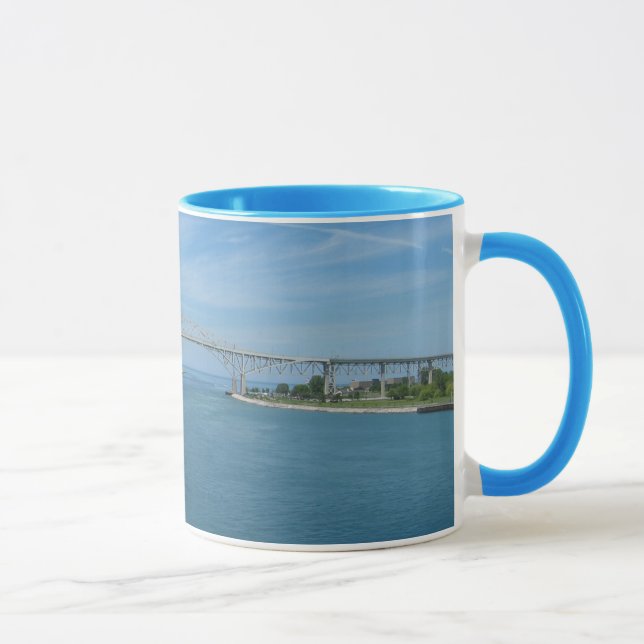 Blaues Wasser-Brücke, Hafen Hurone, MI Sarnia, an Tasse (Rechts)