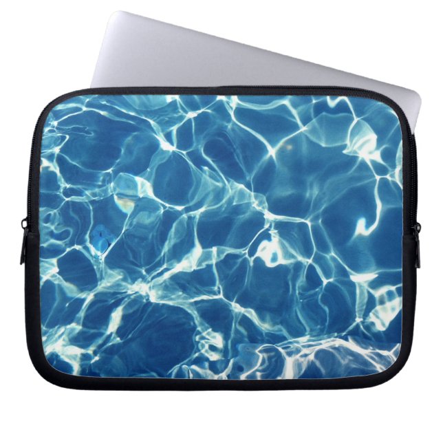 Blaues Wasser Laptopschutzhülle (Vorderseite)