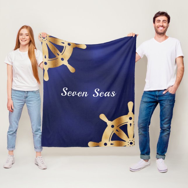 Blaues Yachtboot Name Gold Lenkrad Fleecedecke (Beispiel)