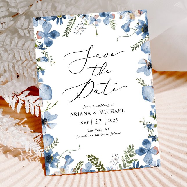 Blaufarbenflorale Hochzeit speichert die Datumskar Einladung (Von Creator hochgeladen)