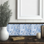 Blauflora-Hütte Fliese<br><div class="desc">Mit einem romantischen,  doppelblauen Blumenmuster erinnern diese maximalistischen Fliesen an französische Hütten und gemütliche Räumlichkeiten. Eine einzigartige Ergänzung zu Küche oder Bad Backspritze.</div>