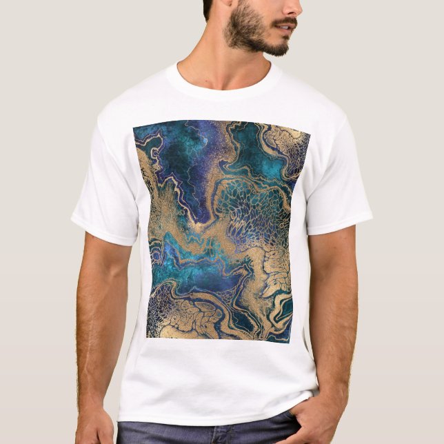 Blaugoldmarmorierung: abstrakter Hintergrund. T-Shirt (Vorderseite)
