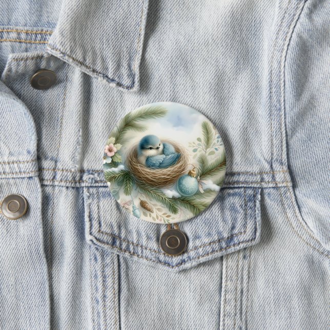 Blaumeisennest mit Ornamenten in Winterkiefern Button (Beispiel)