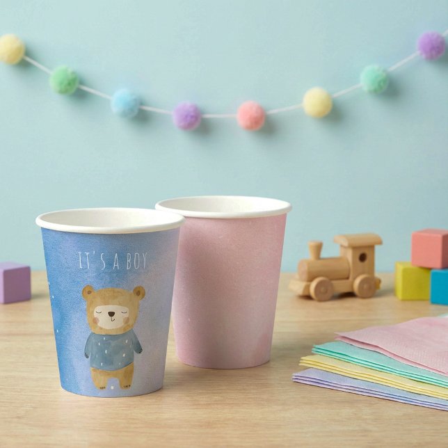 Blaupastellbär niedlich, ein Junge Pappbecher (Blue pastel cute bear it's a boy paper cups.)