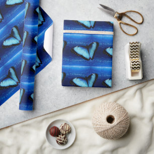 Blauschmetterling bezaubern geschenkpapier