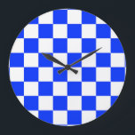 Blauweißes Schachbrettmuster für den Karo Große Wanduhr<br><div class="desc">Muster für blau-weiße Karo,  gekreuzte geometrische Quadrate</div>