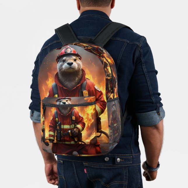 **"Blazing Brawn: The Otter Firefighter"*** Bedruckter Rucksack (Insitu (Modell))